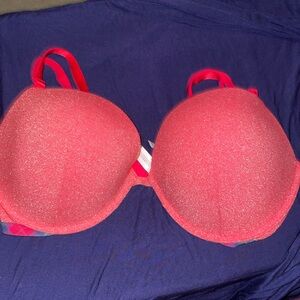 Victoria secret metallic push-up bra in EUC size 38DD
